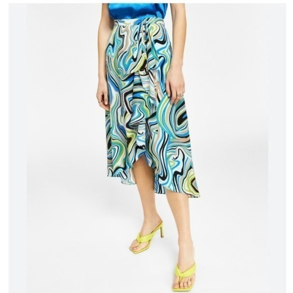 Women's Size 12 NWT Tropical Abstract Geometric Print Hi-Low Midi Skirt